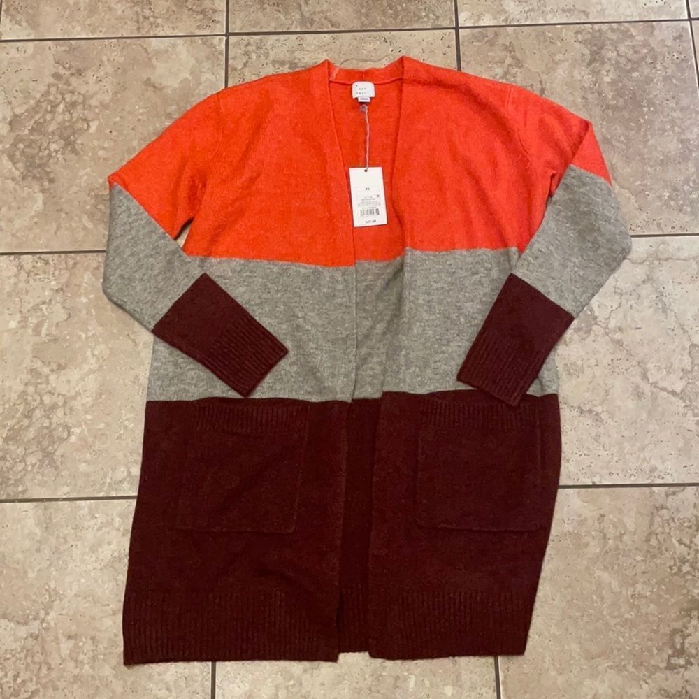 Women’s Sweater XS